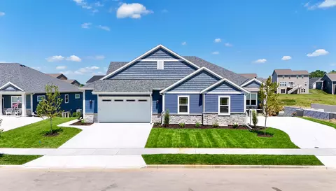 1536 Weston Rdg, Oconomowoc, WI 53066