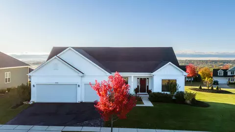 550 Ridgeview, Lake Geneva, WI 53147