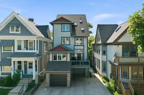 1527 N Cass #A, Milwaukee, WI 53202