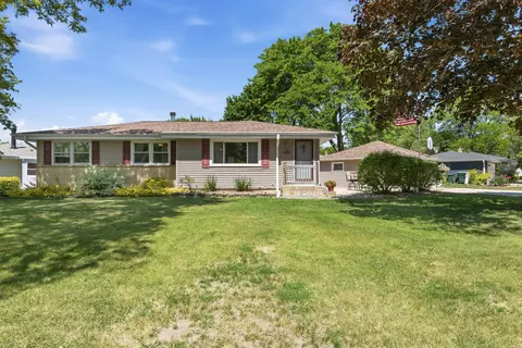 5426 Middleton, Greendale, WI 53129