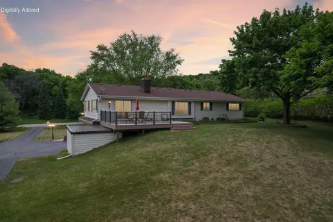 804 Lochtyn, Wales, WI 53183