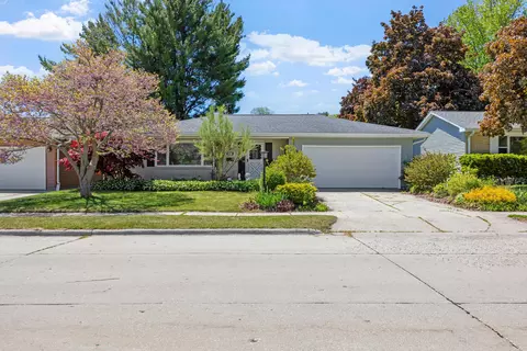 1237 Kaufmann, Sheboygan, WI 53081