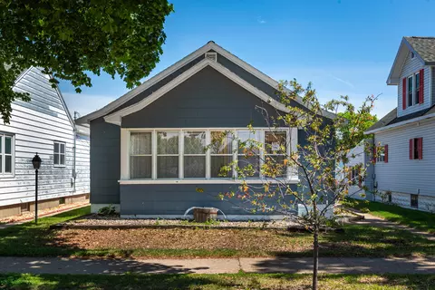 2030 Wood, La Crosse, WI 54603