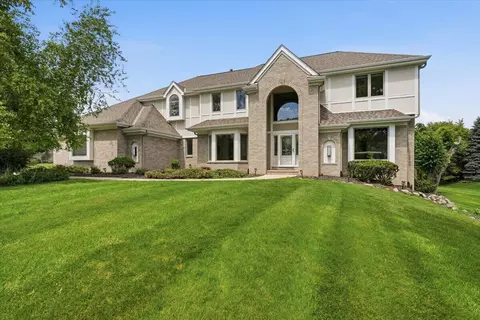 n28w30244 Red Hawk, Delafield, WI 53072