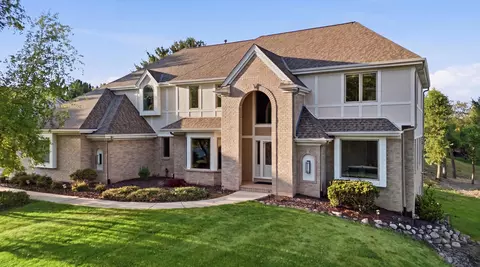 n28w30244 Red Hawk, Pewaukee, WI 53072