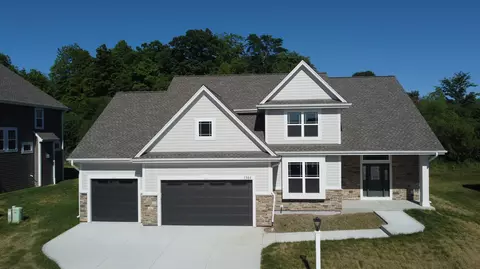 1344 Mohican, Waukesha, WI 53189