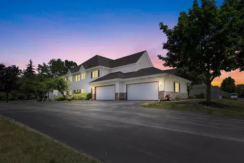 14944 W Arrowhead, New Berlin, WI 53151