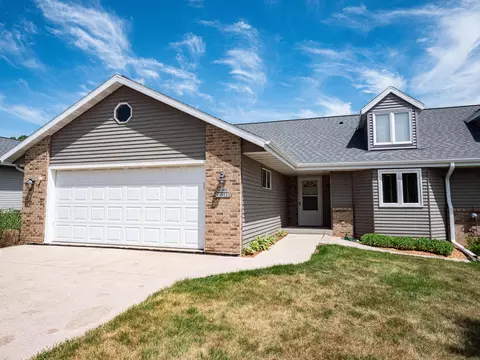 n166w19522 Ravens, Jackson, WI 53037