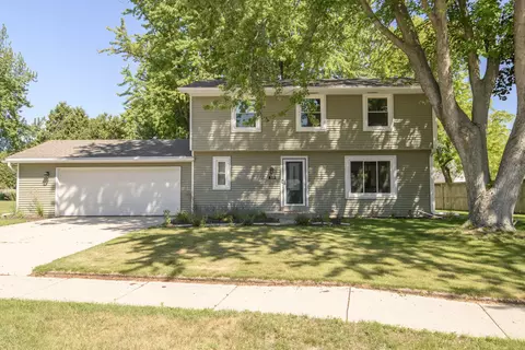 519 Greenfield, Grafton, WI 53024