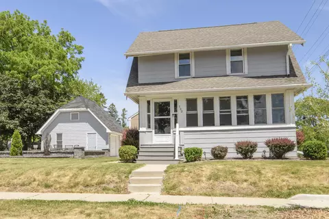 700 Chicago, Waukesha, WI 53188