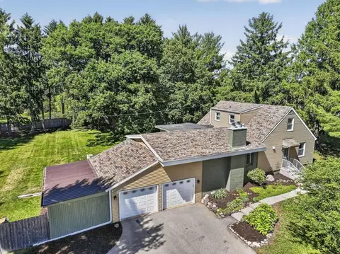 7072 Delview, Delavan, WI 53115