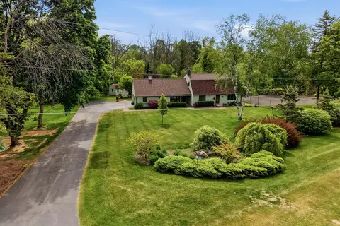2541 Valley, Manitowoc Rapids, WI 54220