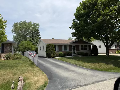 5712 Glenwood, Mount Pleasant, WI 53406
