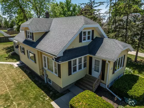 n168w21041 Main, Jackson, WI 53037
