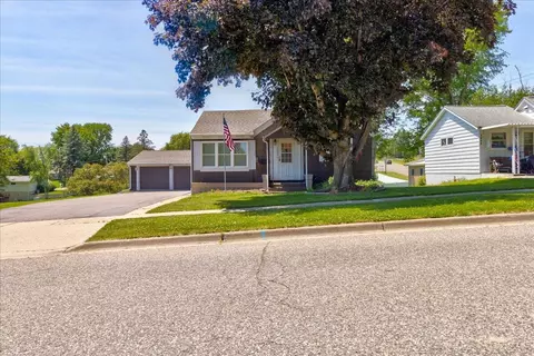 1053 Mitscher, Hillsboro, WI 54634