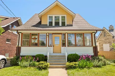 4119 7th, Kenosha, WI 53140