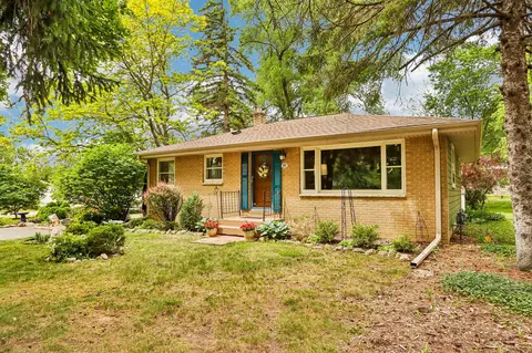 1561 S 169th #1575, New Berlin, WI 53151