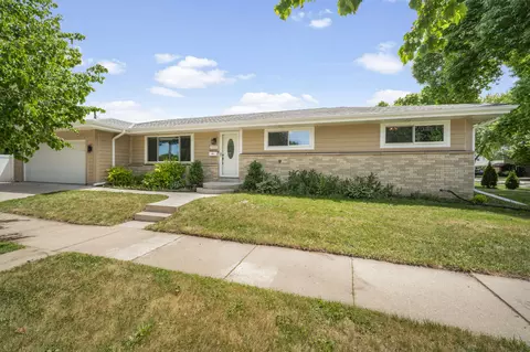 11825 W Washington, West Allis, WI 53214