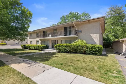 10112 W Sharon, Milwaukee, WI 53225