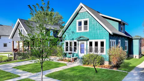 214 S Garfield, Port Washington, WI 53074