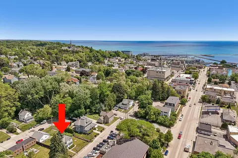 317 W Main, Port Washington, WI 53074
