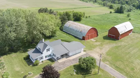 n14386 Town Line Road, Cleveland, WI 54741