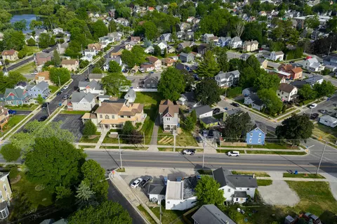 711 N Fourth, Watertown, WI 53098