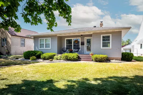 2137 Johnson, La Crosse, WI 54601