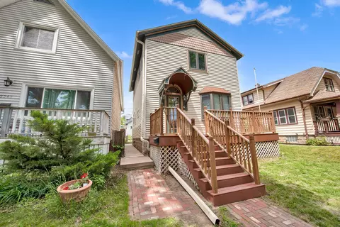 2239 S Aldrich, Milwaukee, WI 53207