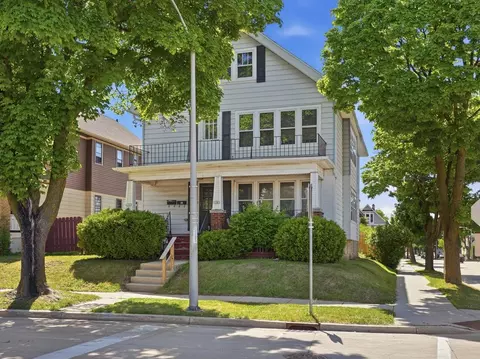 1101 S 71st #1103, West Allis, WI 53214