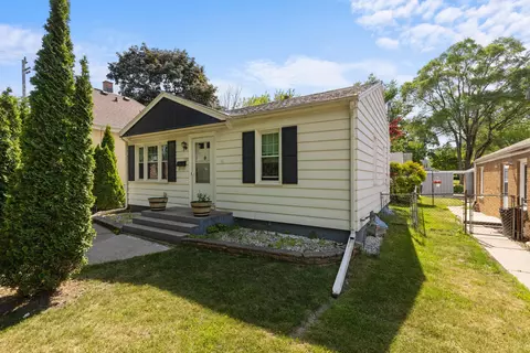 5707 N 36th, Milwaukee, WI 53209