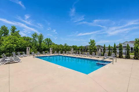 7970 W Stone Rdg #85-1, Lannon, WI 53046