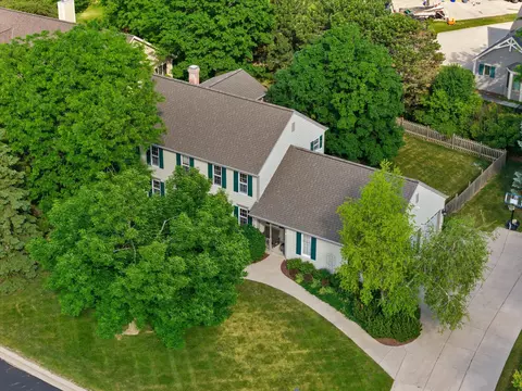 990 S Springdale, Waukesha, WI 53186