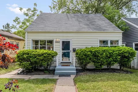 3613 N 77th, Milwaukee, WI 53222