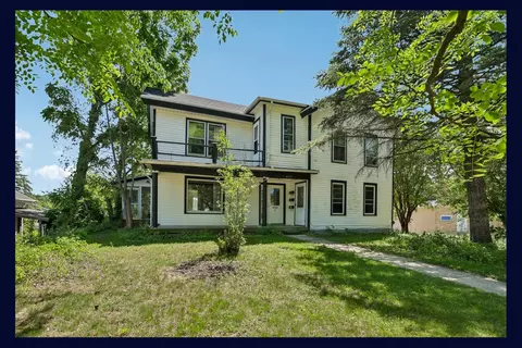 408 W W Lk #408 1/2, Lake Mills, WI 53551