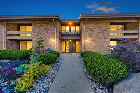 2650 S 60th #6, Milwaukee, WI 53219