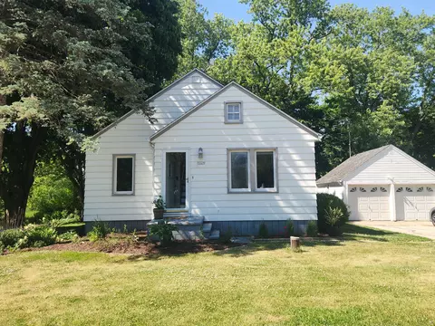 9328 County Road K, Raymond, WI 53126