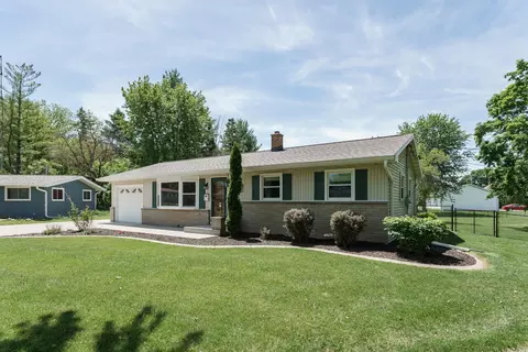 205 Marguerite, Mayville, WI 53050