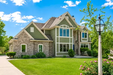 n29w26152 Coachman, Pewaukee, WI 53072