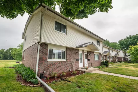 250 Morris, Pewaukee, WI 53072