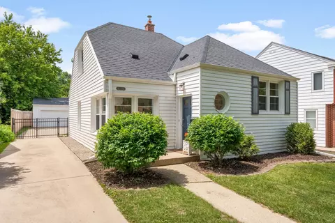 4617 N Sheffield, Whitefish Bay, WI 53211