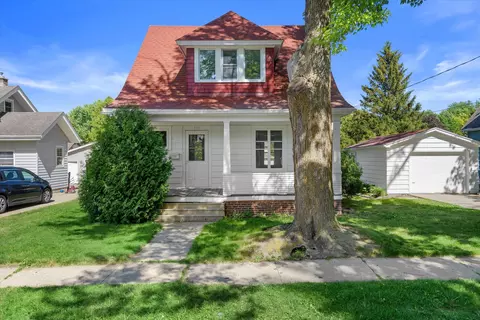 250 N Henninger, Mayville, WI 53050