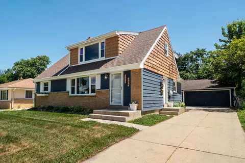 4946 N 108th #4948, Milwaukee, WI 53225