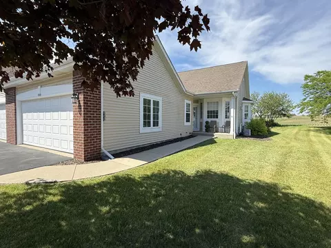 1063 Niagara, Port Washington, WI 53074