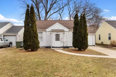 3038 S 54th, Milwaukee, WI 53219