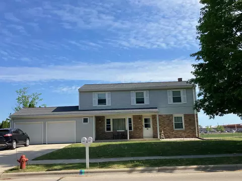 280 Martin #282, Fredonia, WI 53021