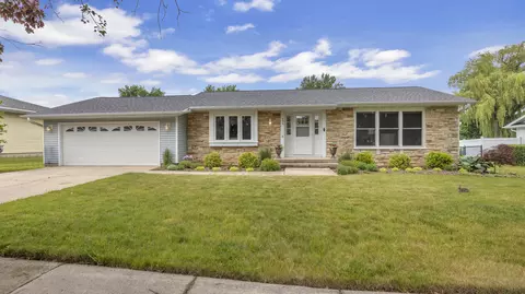908 Meadow, Fond Du Lac, WI 54935
