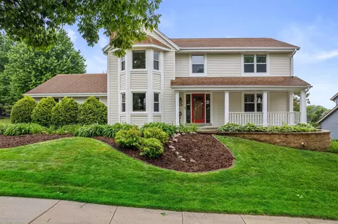 1211 Highpoint, Waukesha, WI 53189