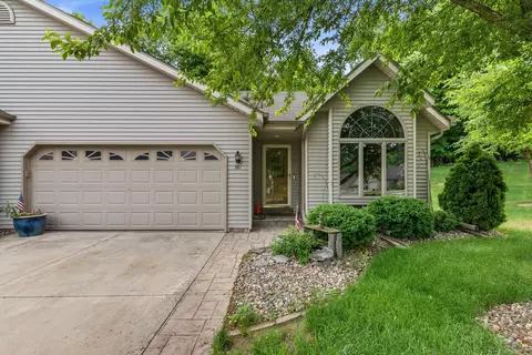 981 E Loos, Hartford, WI 53027