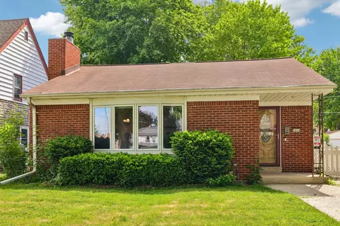 2406 S 79th, West Allis, WI 53219